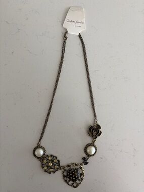 Fashion Jewelry bronze-tone floral and heart necklace with pearl accents